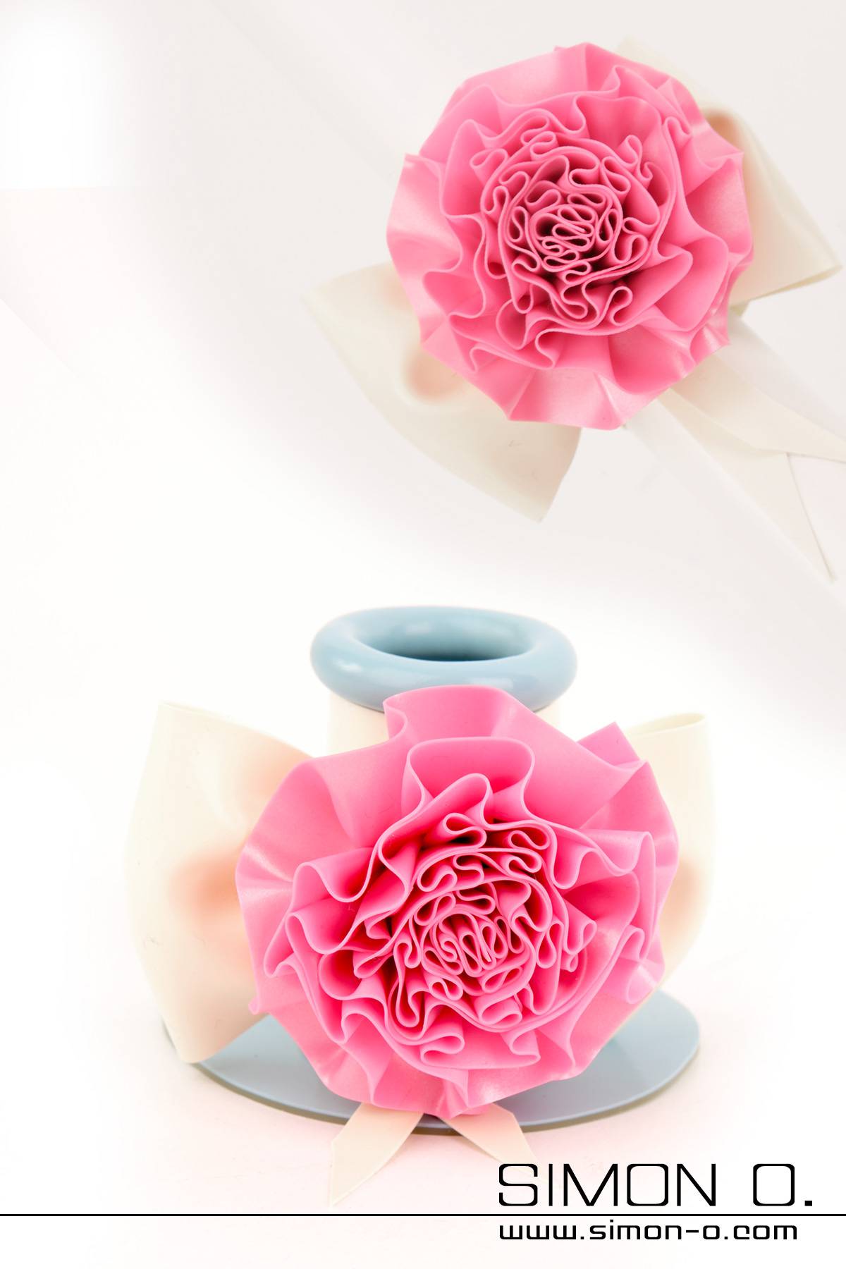 Latex Blume für Latex Masken Tubus Latex Blume für Latex Masken Tubus