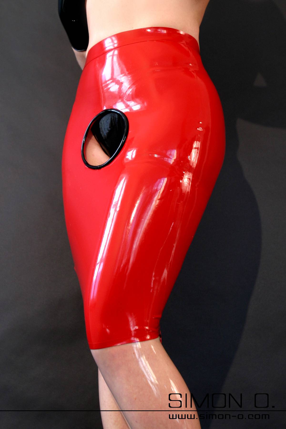 Latex Rock mit Öffnung vorne Latex Rock mit Öffnung vorne