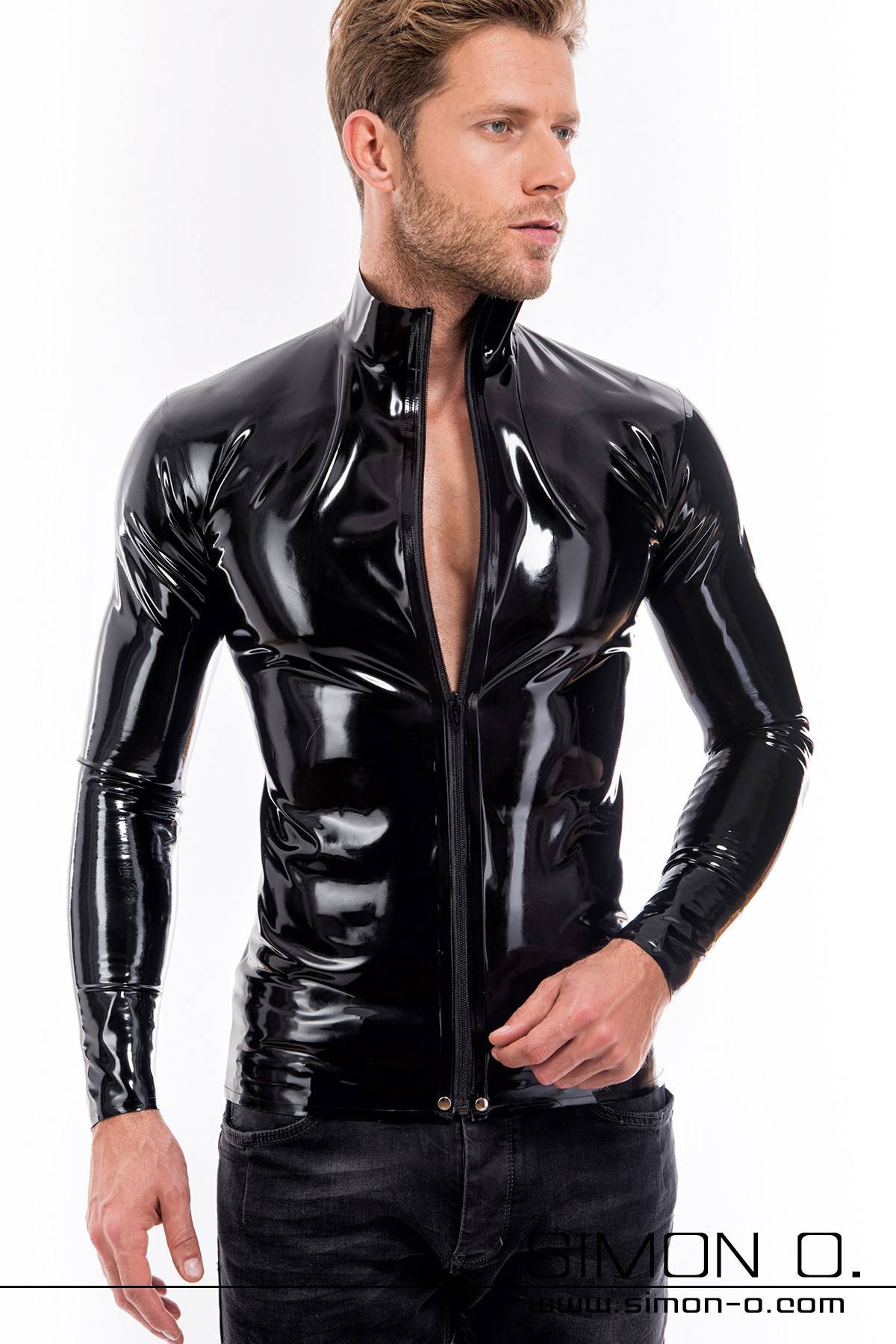 Long Sleeved Latex Shirt with seperable Zipper A man wears a black latex shirt with long sleeves and separable zipper