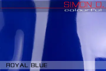 Royal Blaues Latex Farbmuster Latex Farbmuster Royal Blau für getauchte Latexkleidung. Der Text auf dem Latexfarbmuster lautet „Simon O. Colourful ROYAL BLUE“.