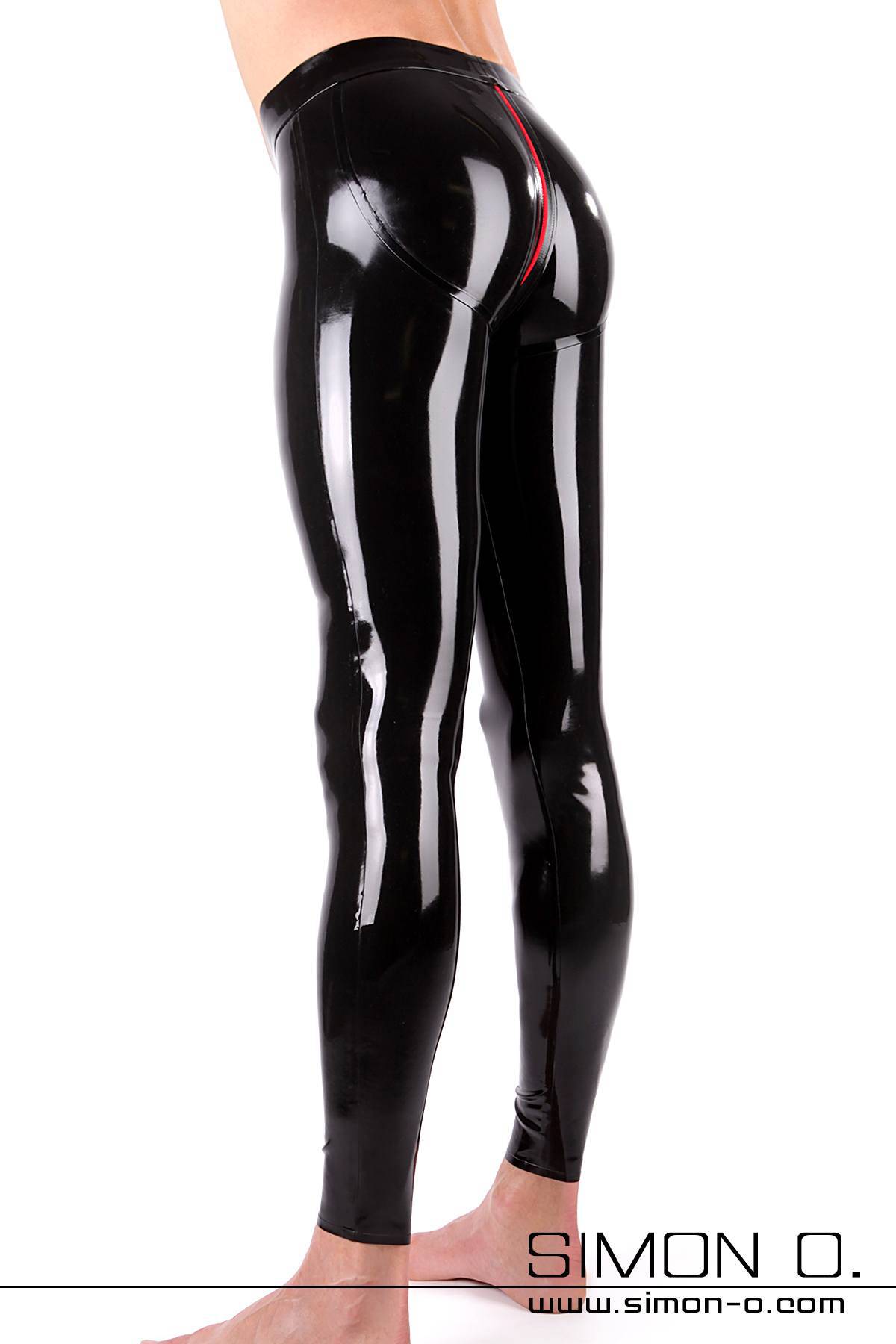 Herren Push Up Latex Leggings Besonders schön geformter Po Bereich mit einer schwarz glänzenden Push Up Latex Leggings.