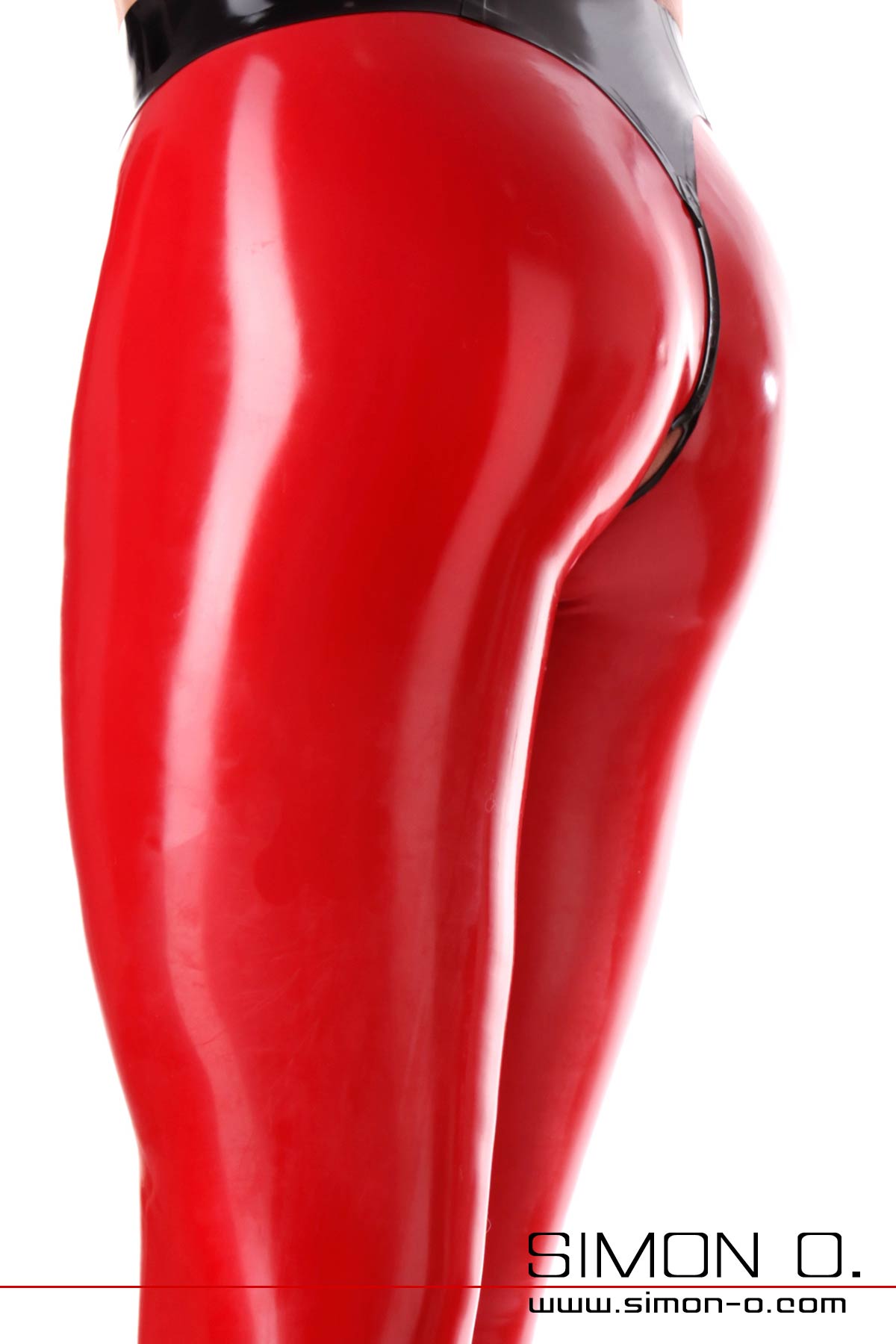 Latex Leggings mit Analöffnung Detailfoto rote Latex Leggings mit Analöffnung.