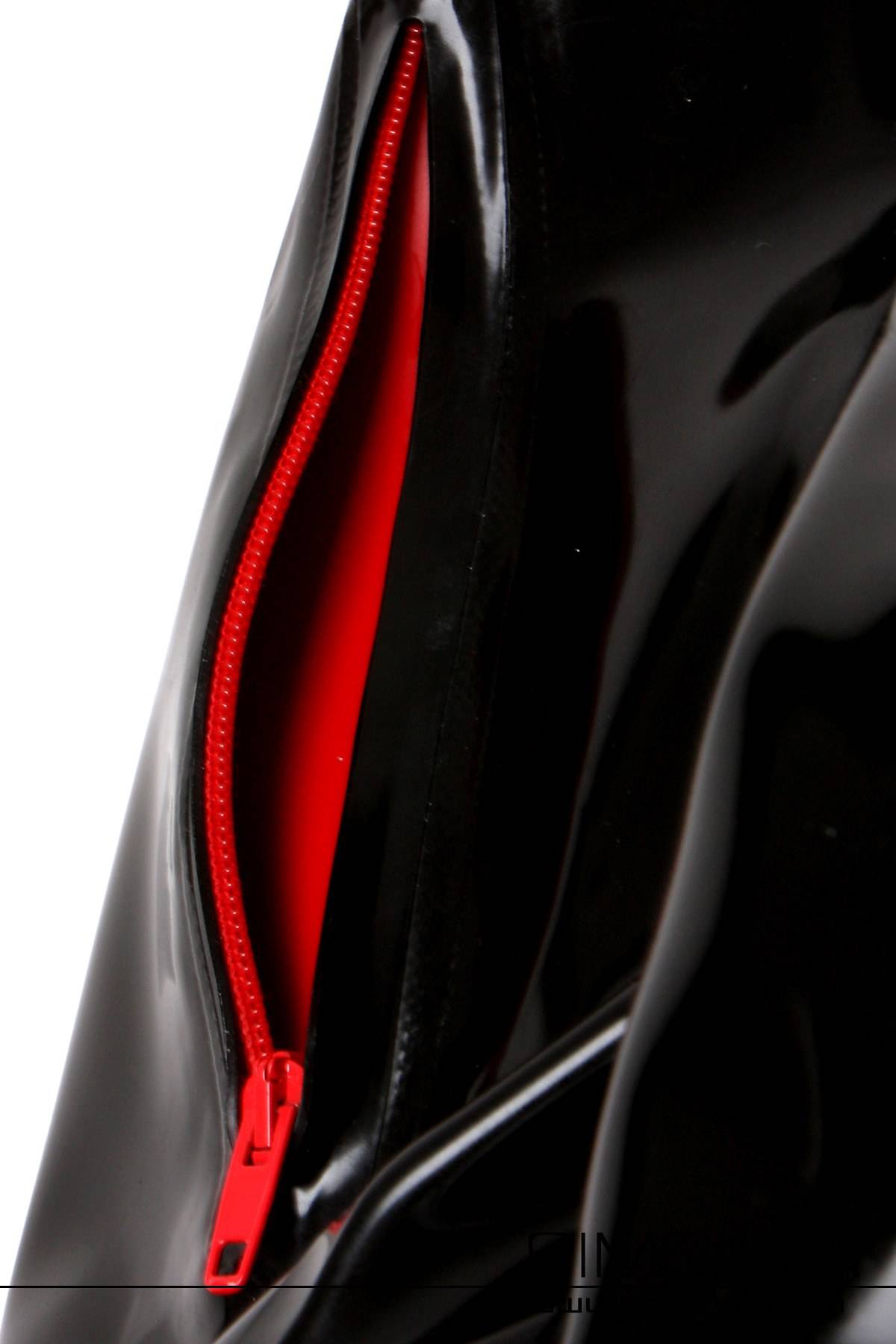 Latex jacket with pockets Black shiny latex jacket - pockets with red lining