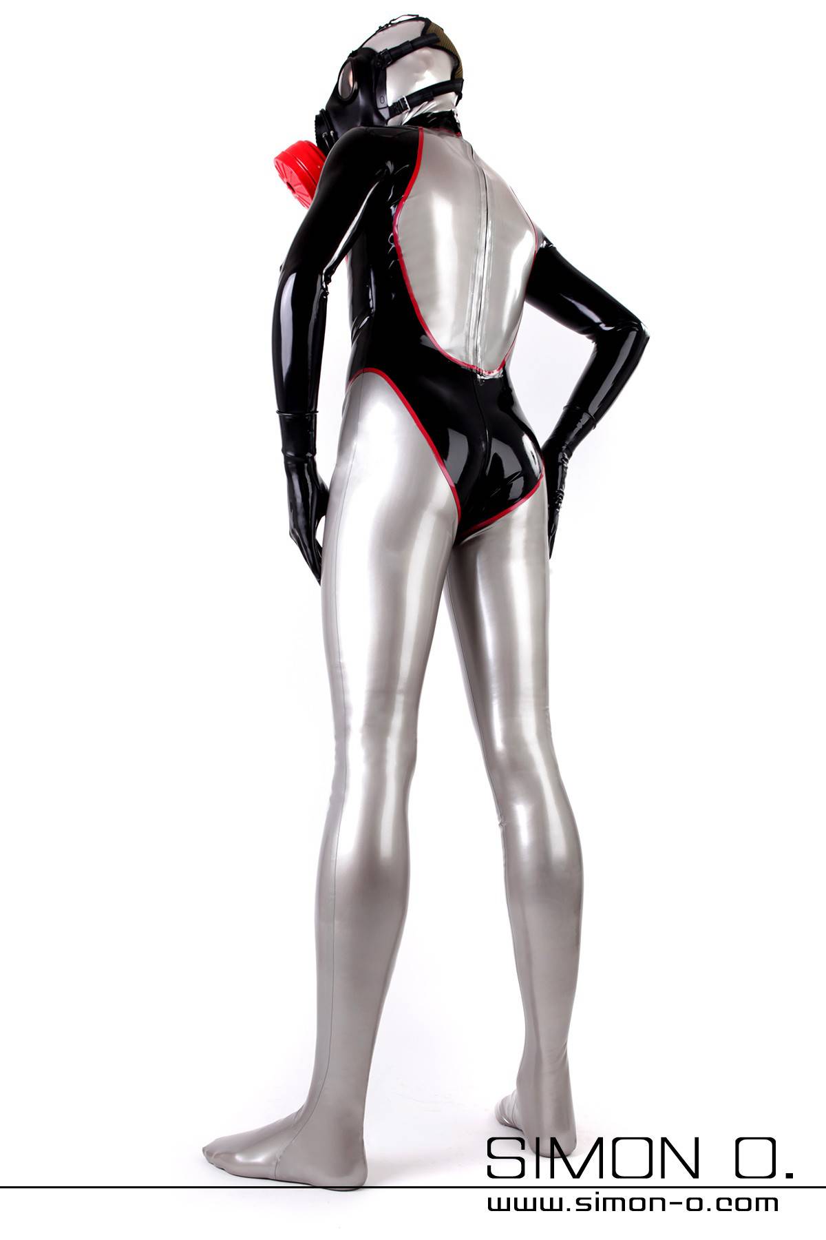 Latexanzug with socks and gloves Latexansuit with socks and gloves in silver with black and red decoration