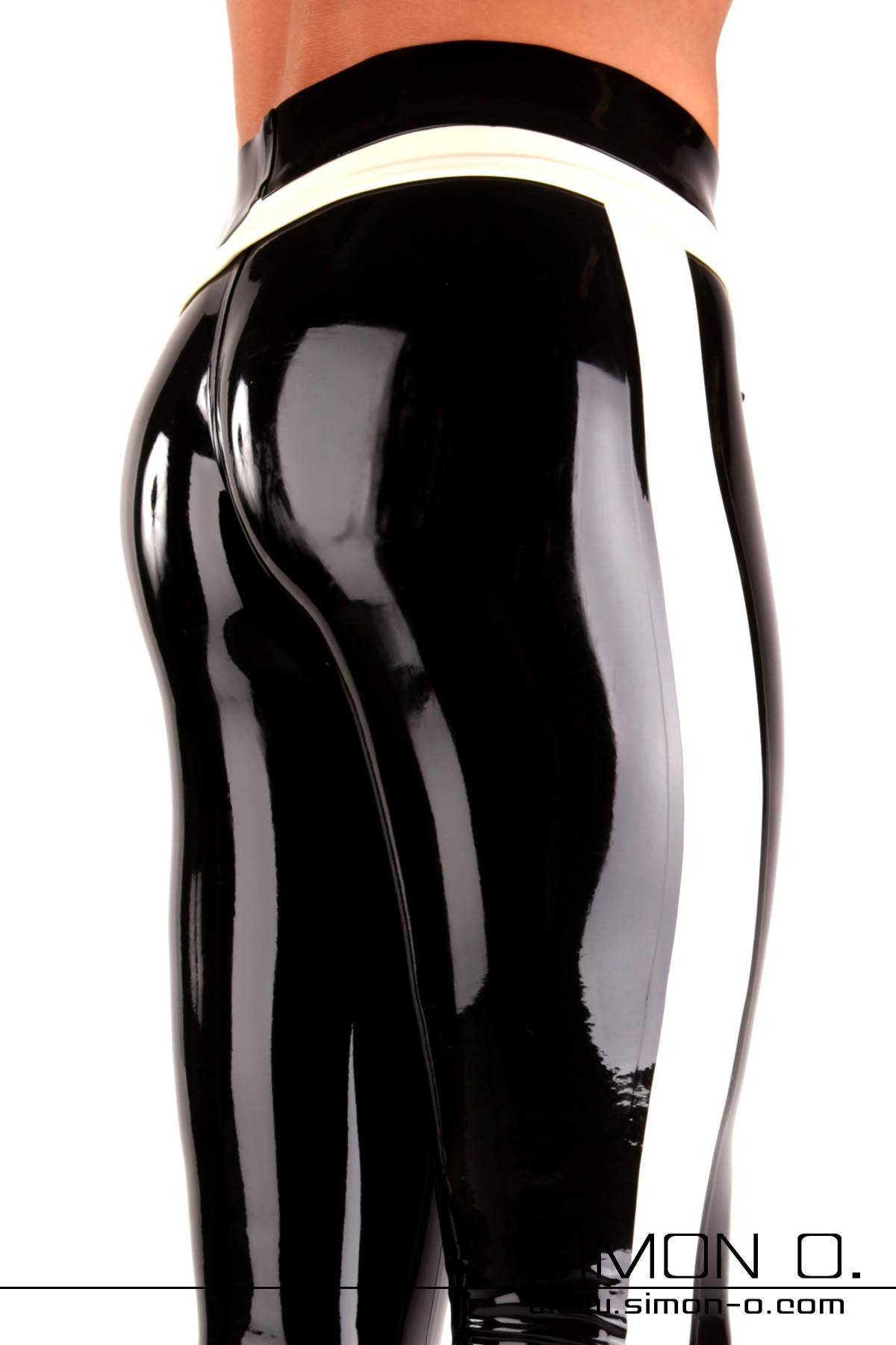 Fitness Latex Leggings für Herren Sportliche Glanz Leggings aus Latex für Herren in Schwarz mit weißen Applikationen