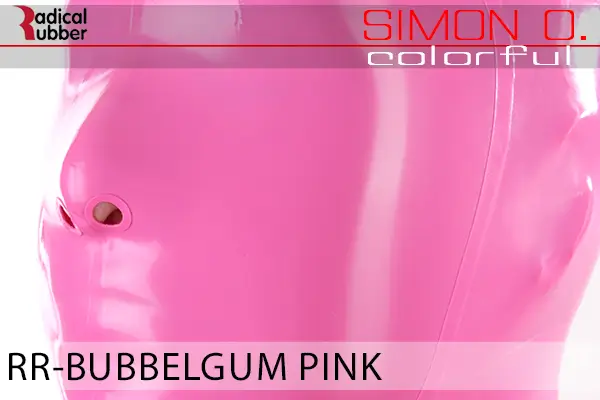 Bubbelgum Pink Latex Farbmuster Bubbelgum Pink für Latexkleidung. Nahaufnahme einer Latexmaske. Der Text lautet „Radical Rubber“ und „Simon O. Colourful RR-Bubbelgum Pink“.