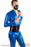 Preview: A man is wearing a blue skin-tight latex suit with zip in the front.