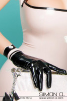 Preview: Short latex gloves in black with color accent and Swarovski rhinestone button